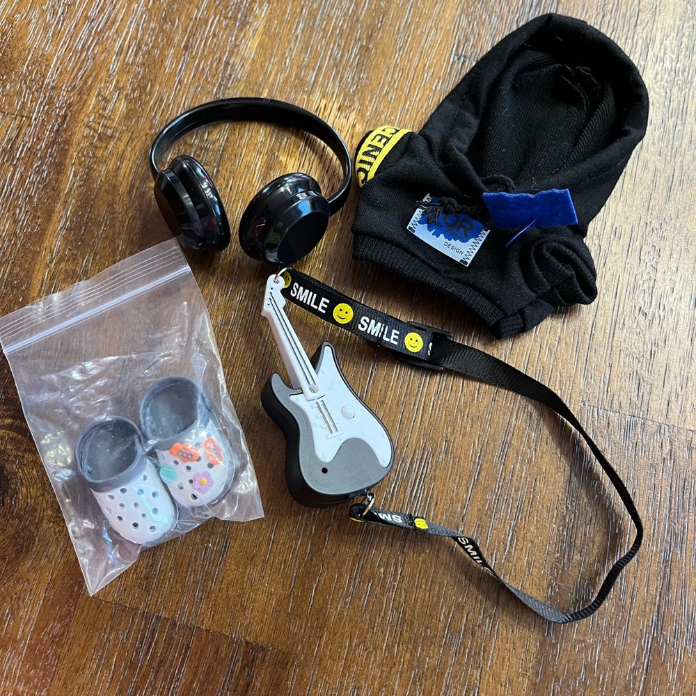 Labubu accessories